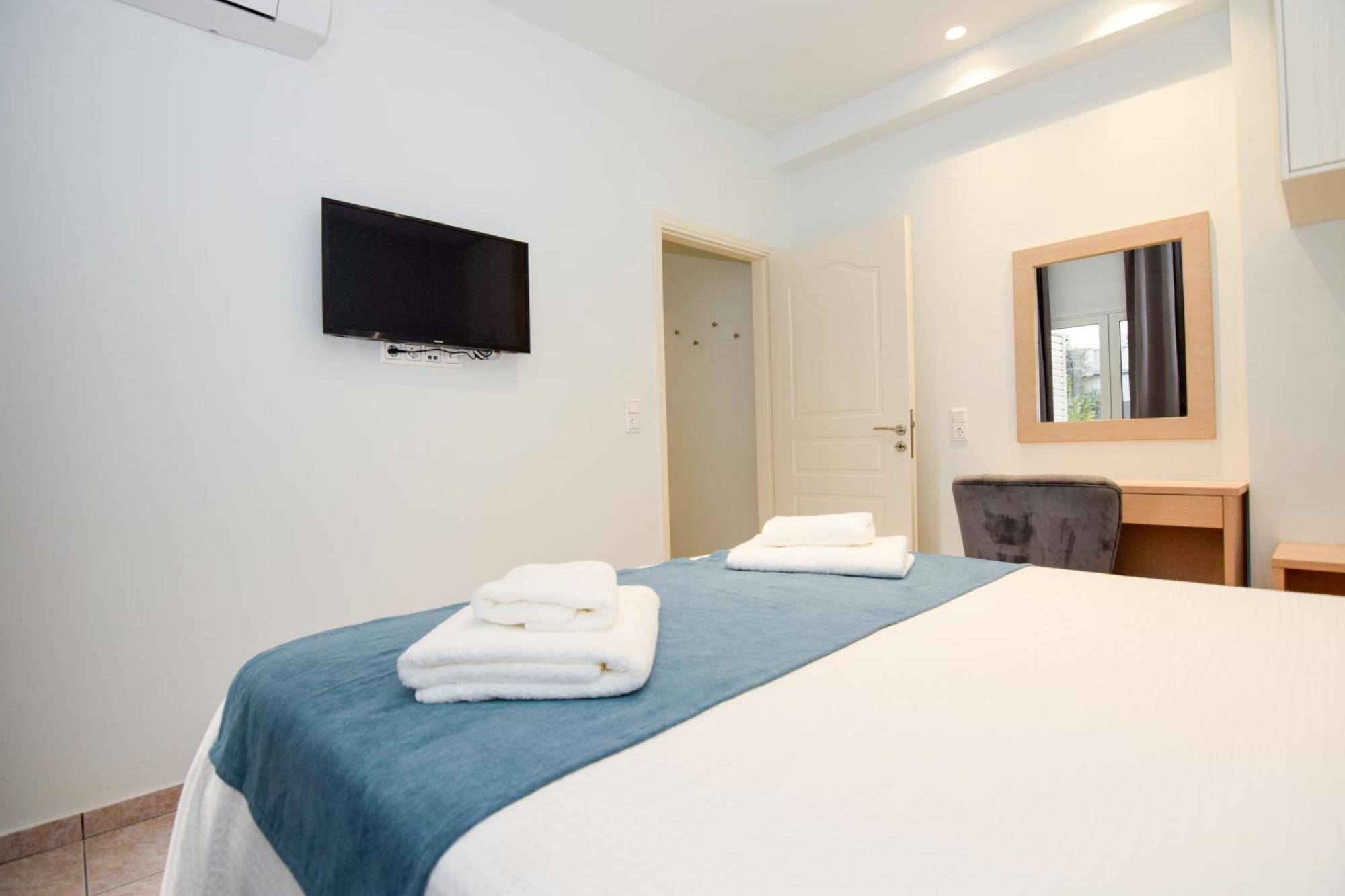 Katakis Luxury Apartment Hriszí Aktí Haniá Kültér fotó