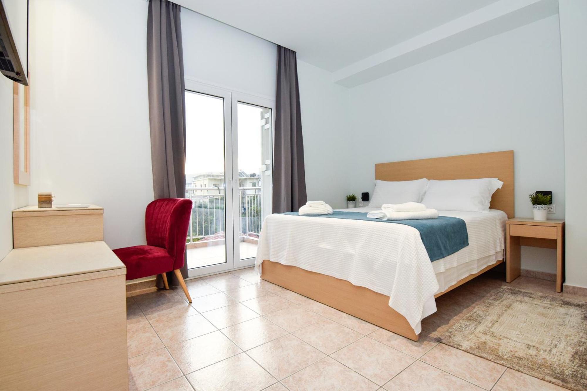 Katakis Luxury Apartment Hriszí Aktí Haniá Kültér fotó