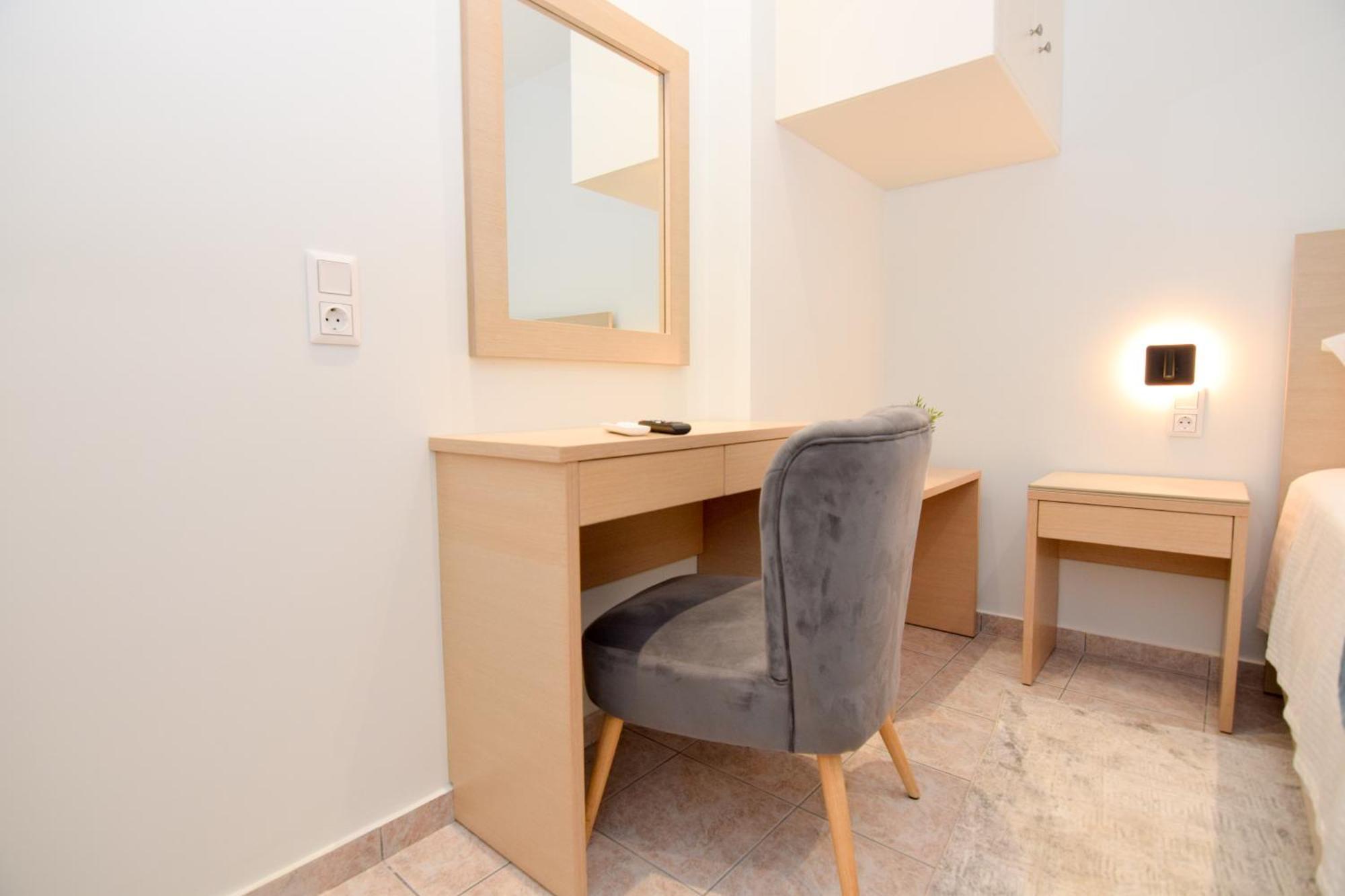 Katakis Luxury Apartment Hriszí Aktí Haniá Kültér fotó